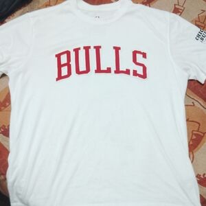 NBA Chicago Bulls White Tee with Red Logo